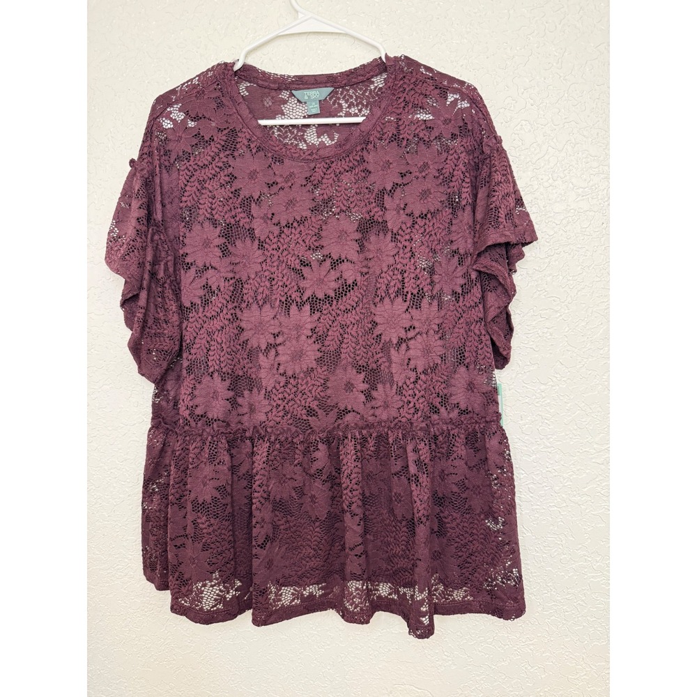 Terra & Sky Womens Plus 1X Darkest Plum Floral Lace Peplum Top with Cami‎ NWT